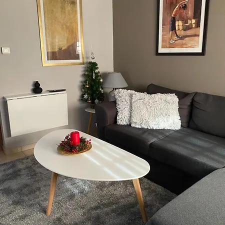 Apartman 2doors & Free Parking Lárisza