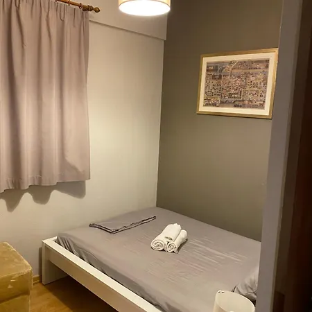 2doors & Free Parking Apartment
