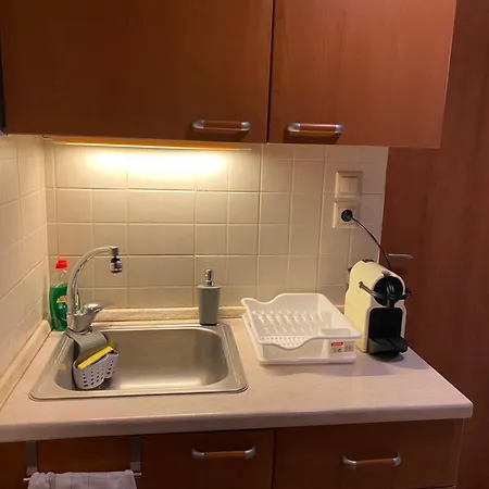 2doors & Free Parking *