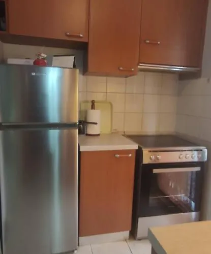 2doors & Free Parking