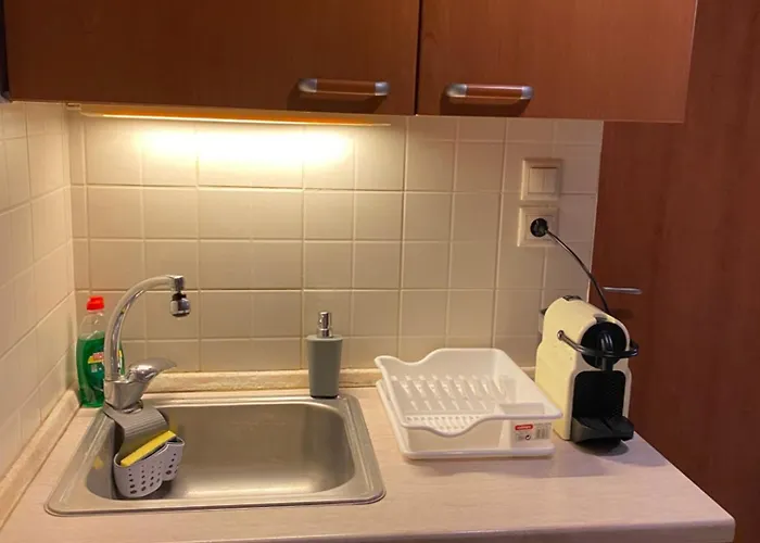 2doors & Free Parking *